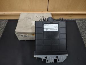 Engine management computer from a Volkswagen Transporter T4 2.5 i 1996