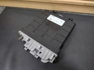 Engine management computer from a Volkswagen Transporter T4 2.5 i 1996