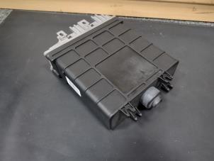 Engine management computer from a Volkswagen Transporter T4 2.5 i 1996