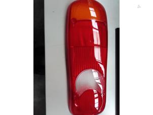 New Taillight lens, right Volkswagen Transporter T6 2.0 TDI 150 Price € 51,73 Inclusive VAT offered by Autohandel P. Caron & Zoon B.V.