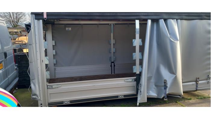 Loading container from a Volkswagen Crafter 2.5 TDI 30/32/35/46/50 2011
