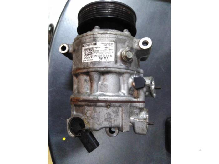 Usagé Pompe clim Volkswagen Transporter T5 2.0 TDI DRF Prix € 223,85 Prix TTC proposé par Autohandel P. Caron & Zoon B.V.