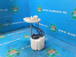 Used Electric fuel pump Opel Astra K 1.0 Turbo 12V Price € 78,75 Margin scheme offered by Maresia Auto Recycling B.V.