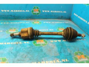 Used Front drive shaft, left Ford Focus 2 Wagon 1.6 TDCi 16V 110 Price € 52,50 Margin scheme offered by Maresia Auto Recycling B.V.