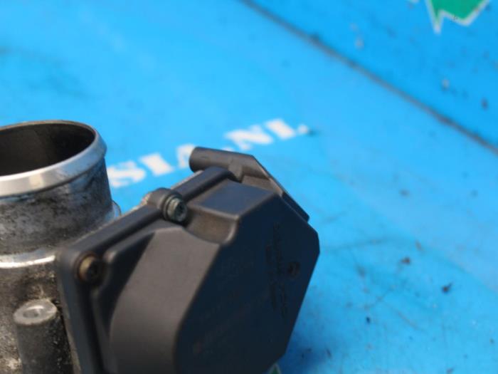 Gebrauchte Drosselklappengehäuse Kia Rio III (UB) 1.1 CRDi VGT 12V Preis € 78,75 Margenregelung angeboten von Maresia Auto Recycling B.V.