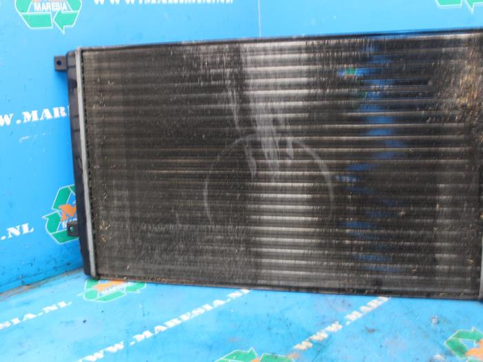 Usagé Radiateur Seat Altea (5P1) 1.4 TSI 16V Prix € 42,00 Règlement à la marge proposé par Maresia Auto Recycling B.V.