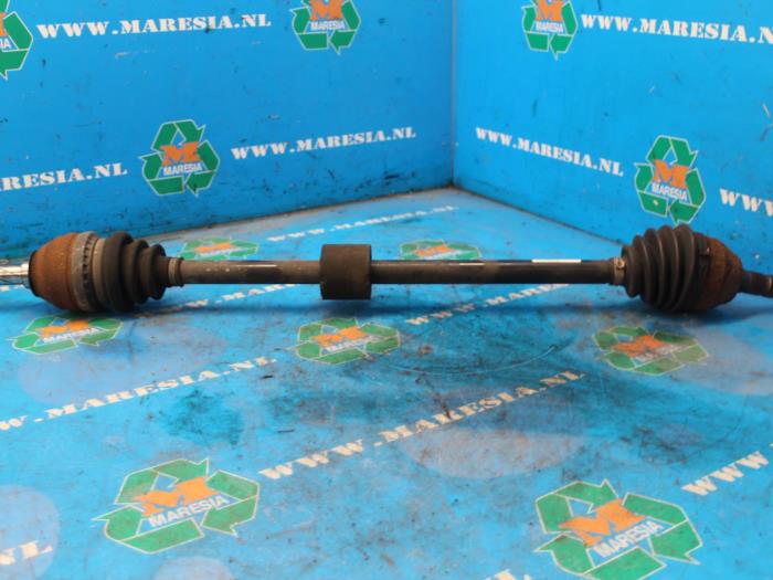 Front drive shaft, right from a Opel Zafira (M75)  2008