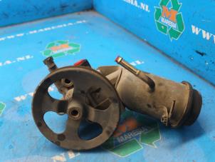 Used Power steering pump Toyota Yaris Verso (P2) 1.3 16V Price € 78,75 Margin scheme offered by Maresia Auto Recycling B.V.