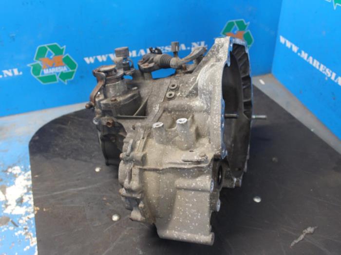 Gearbox Suzuki Swift 7J0417357KA0404 M16A 57KA