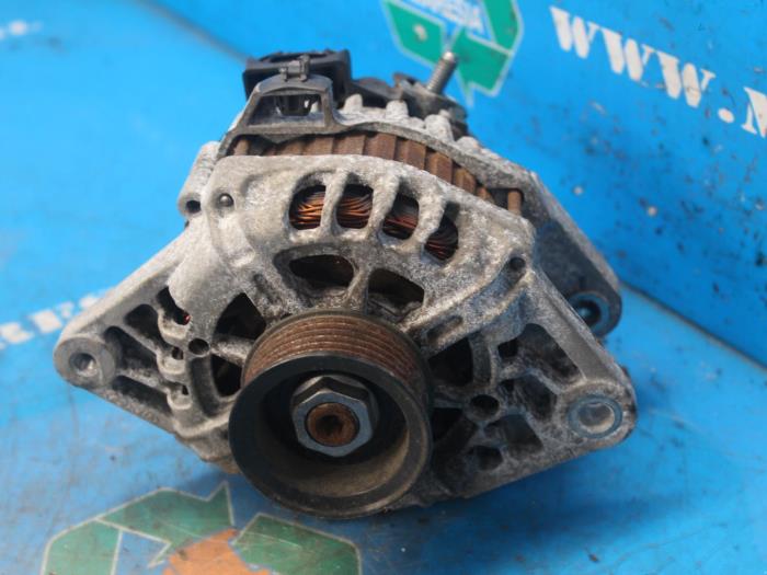 Begagnade Dynamo Kia Rio III (UB) 1.4 CVVT 16V Pris € 31,50 Marginaltabell erbjuds av Maresia Auto Recycling B.V.