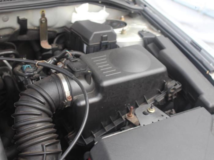 Medidor de flujo de aire de un Toyota Avensis (T25/B1D) 1.8 16V VVT-i 2004