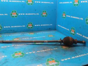 Used Front drive shaft, left Landrover Discovery Price € 89,25 Margin scheme offered by Maresia Auto Recycling B.V.