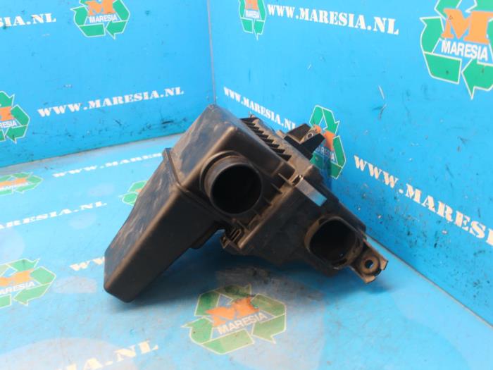 Gebrauchte Luftfiltergehäuse Mitsubishi Colt CZC 1.5 16V Preis € 31,50 Margenregelung angeboten von Maresia Auto Recycling B.V.