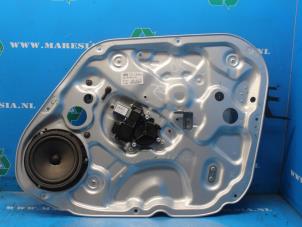 Używane Mechanizm szyby prawej przedniej wersja 4-drzwiowa Hyundai IX20 Cena € 73,50 Procedura marży oferowane przez Maresia Auto Recycling B.V.