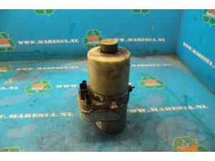 Used Power steering pump Volkswagen Polo IV (9N1/2/3) 1.2 Price € 105,00 Margin scheme offered by Maresia Auto Recycling B.V.
