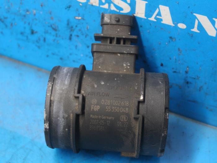 Begagnade Luftflödesmätare Opel Antara (LA6) Pris € 10,50 Marginaltabell erbjuds av Maresia Auto Recycling B.V.