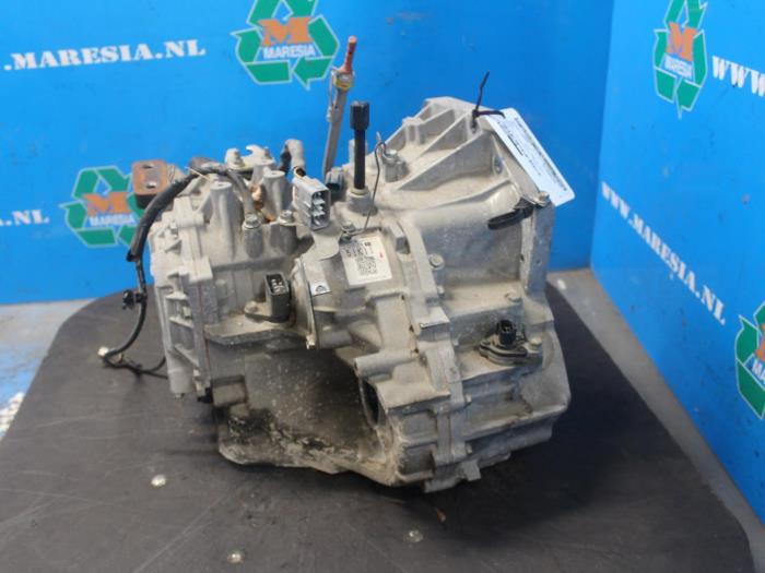 Gearbox from a Opel Agila (B) 1.2 16V 2008