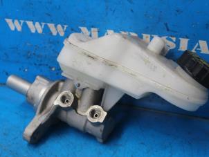 Used Master cylinder Peugeot 108 1.2 VTi 12V Price € 28,35 Margin scheme offered by Maresia Auto Recycling B.V.