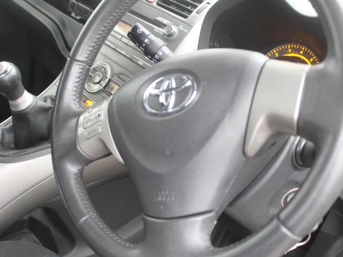 Poduszka powietrzna lewa (kierownica) z Toyota Auris (E15) 1.6 Dual VVT-i 16V 2008
