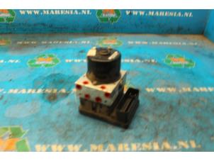 Begagnade ABS-pump Ford Focus Pris € 78,75 Marginaltabell erbjuds av Maresia Auto Recycling B.V.
