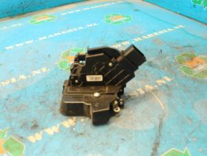 Used Front door lock mechanism 4-door, right Ford Focus Price € 36,75 Margin scheme offered by Maresia Auto Recycling B.V.