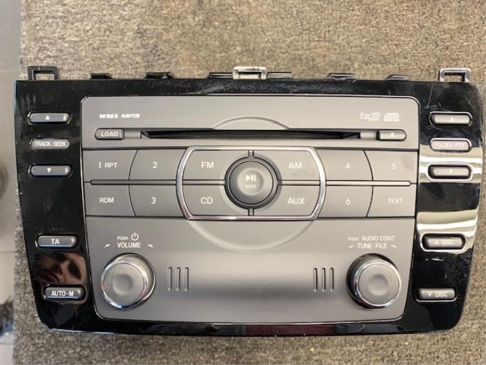Radio CD player Mazda 6. GDL1669RX