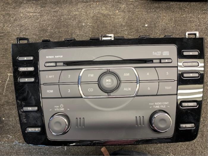 Radio CD player Mazda 6. GDL1669RX