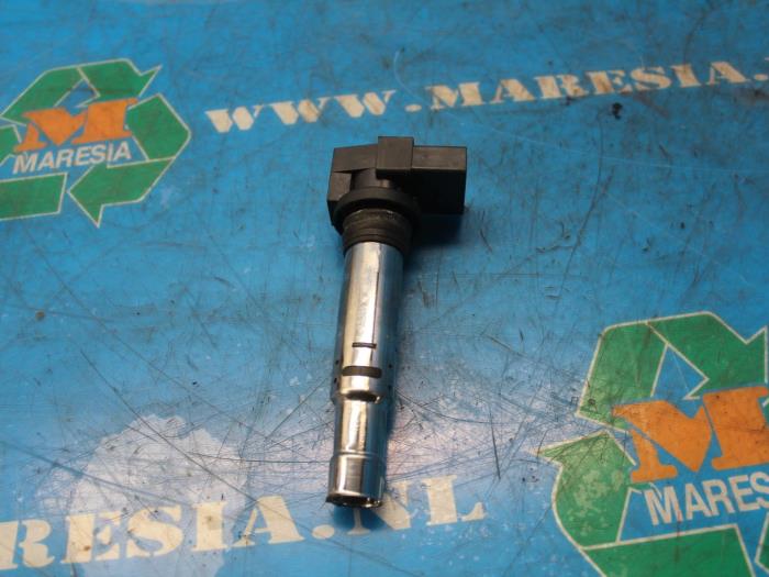Usagé Bobine Skoda Fabia II Combi 1.2i 12V Prix € 26,25 Règlement à la marge proposé par Maresia Auto Recycling B.V.