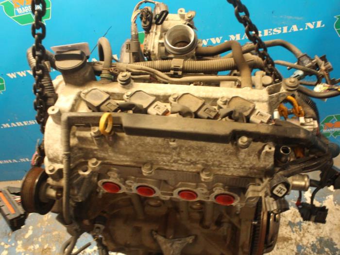 Motor de un Toyota Yaris II (P9) 1.3 16V VVT-i 2007