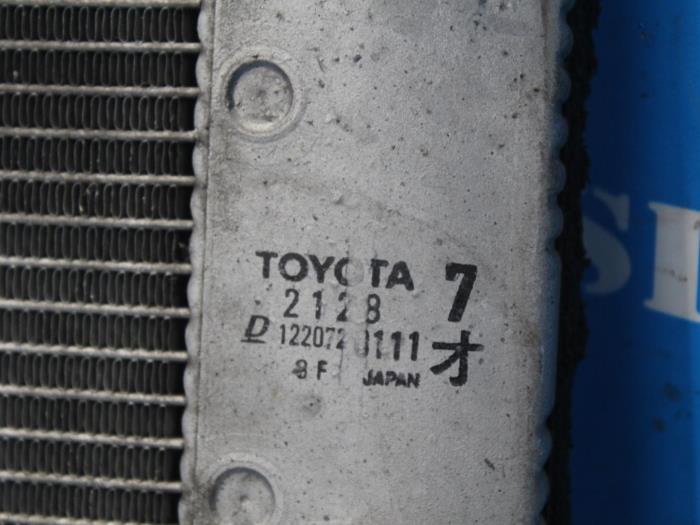 Radiador de un Toyota Prius (NHW20) 1.5 16V 2004