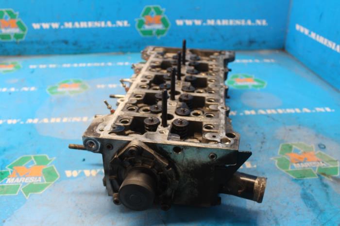 Cylinder head from a Opel Insignia 2009
