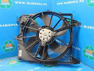 Used Cooling fans Renault Clio II (BB/CB) 1.2 16V Price € 42,00 Margin scheme offered by Maresia Auto Recycling B.V.