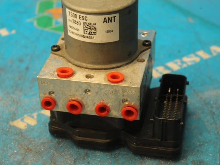Usagé Pompe ABS Chevrolet Aveo 1.3 D 16V Prix € 126,00 Règlement à la marge proposé par Maresia Auto Recycling B.V.