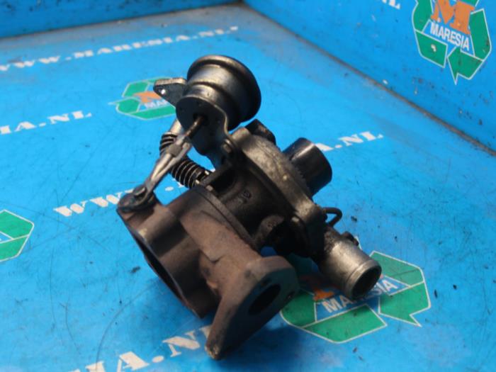 Gebrauchte Turbo Opel Corsa Preis € 105,00 Margenregelung angeboten von Maresia Auto Recycling B.V.