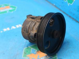 Used Power steering pump Dacia Logan MCV (KS) 1.6 Price € 57,75 Margin scheme offered by Maresia Auto Recycling B.V.