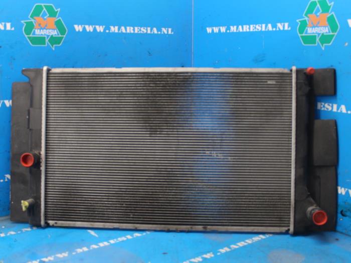 Usagé Radiateur Toyota Verso 1.6 16V VVT-i Prix € 68,25 Règlement à la marge proposé par Maresia Auto Recycling B.V.