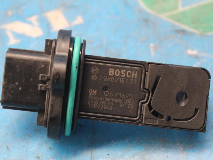 Gebrauchte Luftmengenmesser Opel Astra K 1.0 SIDI Turbo 12V Preis € 63,00 Margenregelung angeboten von Maresia Auto Recycling B.V.