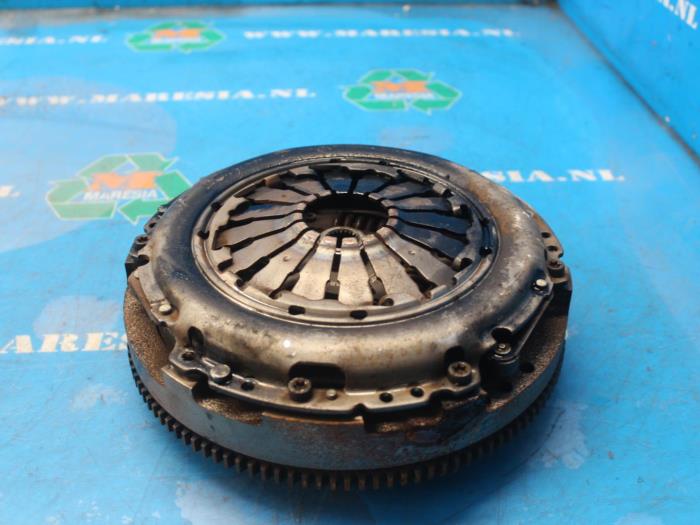 Usagé Kit embrayage (complet) Opel Corsa Prix € 131,25 Règlement à la marge proposé par Maresia Auto Recycling B.V.