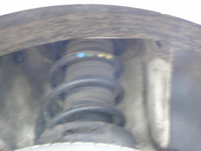 Barra de amortiguador derecha delante de un Fiat Fiorino (225) 1.3 JTD 16V Multijet 2010