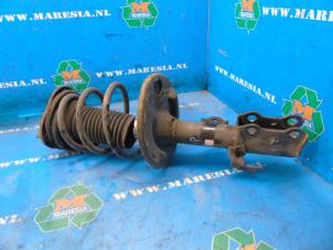 Used Front shock absorber rod, right Toyota Verso Price € 73,50 Margin scheme offered by Maresia Auto Recycling B.V.