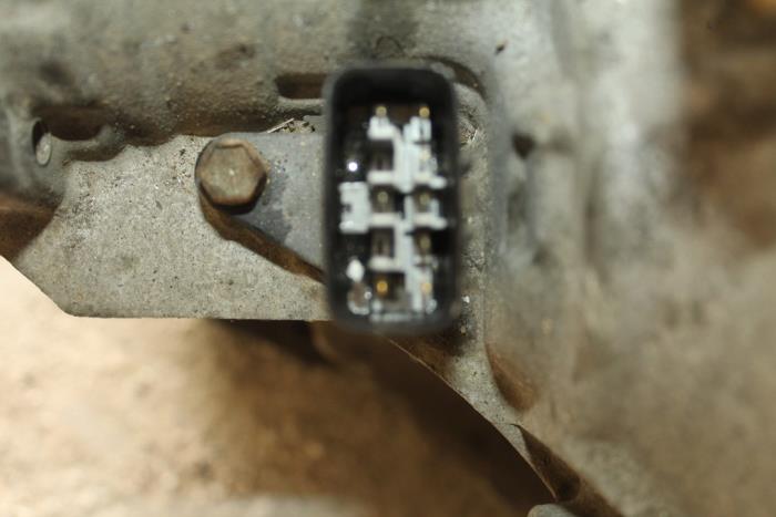 Getriebe van een Daewoo Kalos (SF48) 1.4 16V 2005