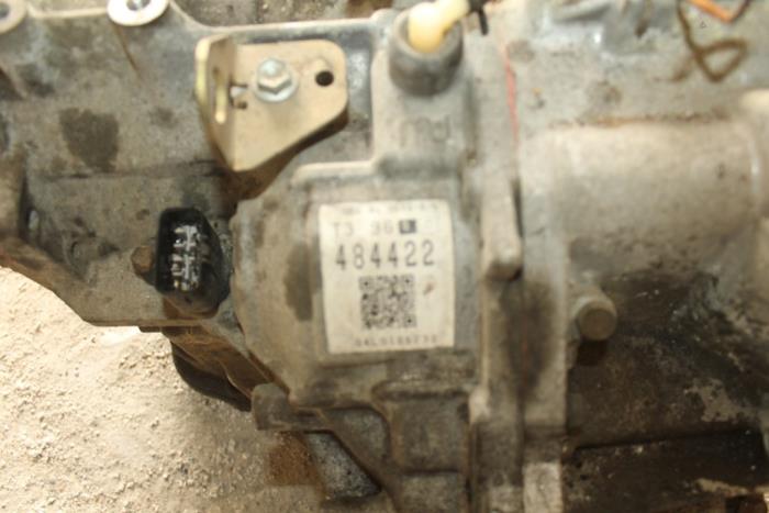 Getriebe van een Daewoo Kalos (SF48) 1.4 16V 2005
