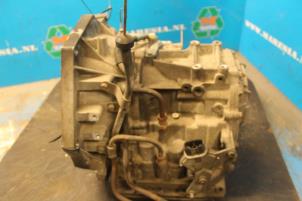 Getriebe van een Daewoo Kalos (SF48) 1.4 16V 2005