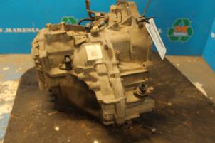Getriebe van een Daewoo Kalos (SF48) 1.4 16V 2005