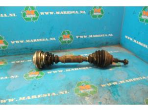 Used Front drive shaft, left Volkswagen Caddy III (2KA,2KH,2CA,2CH) 1.9 TDI Price € 42,00 Margin scheme offered by Maresia Auto Recycling B.V.