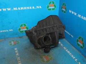 Used Air box Opel Zafira (F75) 1.6 16V Price € 47,25 Margin scheme offered by Maresia Auto Recycling B.V.