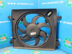 Used Cooling fans Opel Zafira (F75) 1.8 16V Price € 36,75 Margin scheme offered by Maresia Auto Recycling B.V.