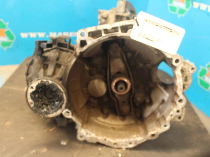 Usagé Boîte de vitesse Volkswagen New Beetle (9C1/9G1) 1.6 Prix € 315,00 Règlement à la marge proposé par Maresia Auto Recycling B.V.