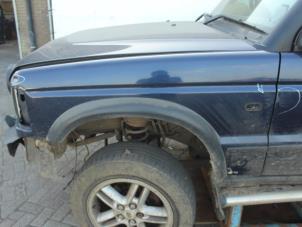 Used Front wing, left Landrover Discovery II 2.5 Td5 Price € 78,75 Margin scheme offered by Maresia Auto Recycling B.V.