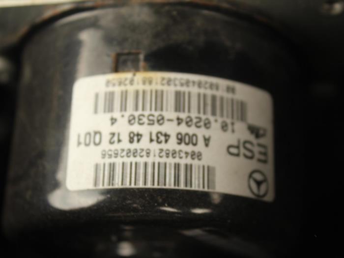 Used ABS pump Mercedes SLK (R171) 1.8 200 K 16V Price € 288,75 Margin scheme offered by Maresia Auto Recycling B.V.